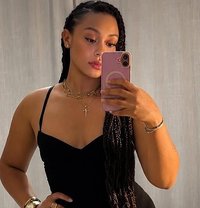 Besty - escort in Erbil