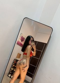 Better Than Your Gf - Acompañantes transexual in Kuala Lumpur Photo 8 of 8