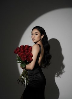 Betty Boo - Transsexual escort in Dubai Photo 28 of 29