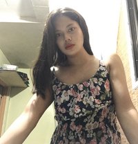 Rosé - Transsexual escort in Makati City