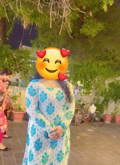 Betty John - escort in Dubai Photo 3 of 4