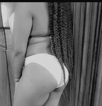 Betty - escort in Cairo