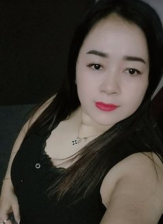 Betty - escort agency in Dammam Photo 5 of 7