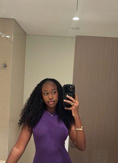 Lucy - escort in Nairobi Photo 8 of 18