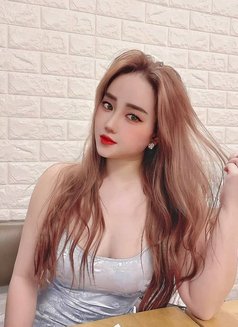 Betty Luxury - puta in Dubai Photo 1 of 7