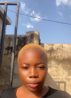 Betty - escort in Lagos, Nigeria Photo 2 of 4