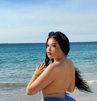 Betty - puta in Abidjan Photo 4 of 4