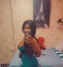 Beverlie - puta in Kuwait Photo 1 of 6