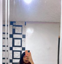 Beverly - escort in Accra