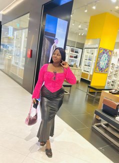 Beverlyy - escort in Hanoi Photo 4 of 5