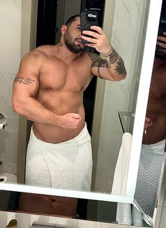 Bewarrıor - Male escort in İstanbul Photo 2 of 6