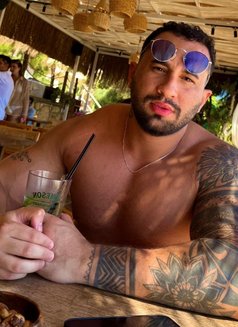 Bewarrıor - Male escort in İstanbul Photo 3 of 6