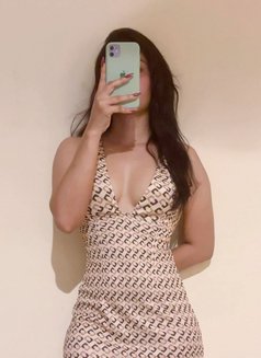 Beyon - escort in Colombo Photo 1 of 3