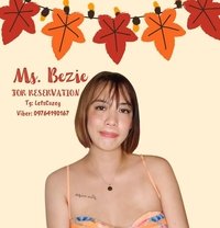 Bezzy Big Boobs - puta in Manila