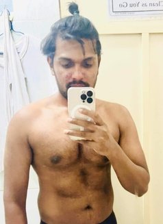 Bf, Husband Experience - Male escort in Colombo Photo 9 of 13