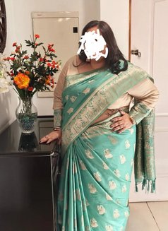 Bhabhi Aunty - escort in Navi Mumbai Photo 2 of 2
