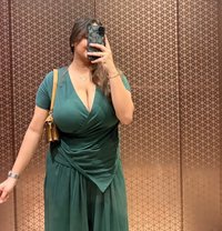 Bhabhi - escort in Hyderabad