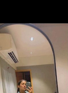Suman Independent - escort in New Delhi Photo 3 of 6