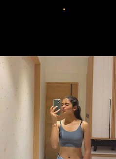 Suman Independent - escort in New Delhi Photo 4 of 6