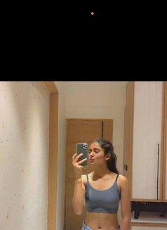 Suman Independent - escort in New Delhi Photo 6 of 6