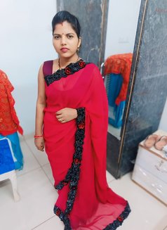 Bhabi and College Girls - puta in Pune Photo 3 of 14
