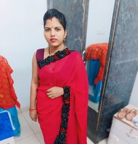 Bhabi and College Girls - puta in Pune