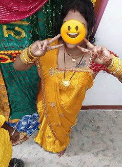 Bhabi and College Girls - puta in Pune Photo 10 of 14