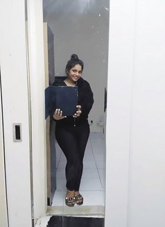 Bhagya 22yr Young Telugu - puta in Dubai Photo 3 of 4