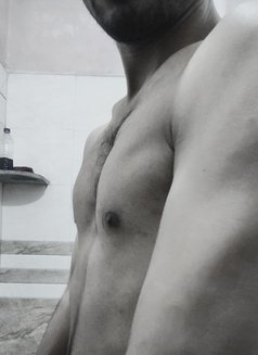 Bharat - Acompañantes masculino in Indore Photo 2 of 3