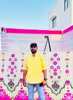 Bhavesh - Male escort in Ahmedabad Photo 18 of 19