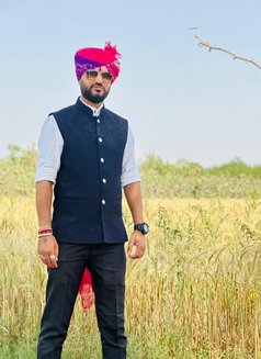 Bhavesh - Male escort in Ahmedabad Photo 19 of 19