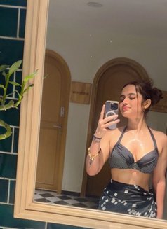 Bhavi Full Name Bhavika Incall/outcall - escort in New Delhi Photo 3 of 5