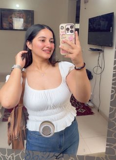 Bhavika Escort Service - puta in Udaipur Photo 2 of 2