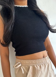 Bhavika - escort in Ahmedabad Photo 2 of 2