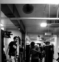 Bhavishya - Acompañantes masculino in New Delhi