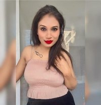 Bhavnagar call girl and escort service - puta in Bhavnagar