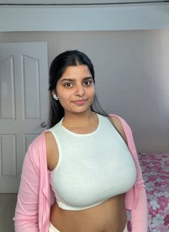 Bhavya - escort in Ahmedabad Photo 1 of 3