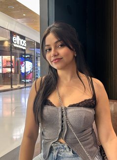 Bhavya - escort in Ahmedabad Photo 8 of 8