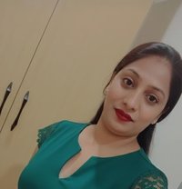 Bhavya - puta in Bangalore