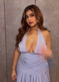 Bhavya - escort in Kochi Photo 1 of 4