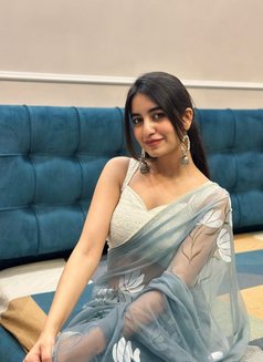 Bhavya - escort in Navi Mumbai Photo 2 of 4