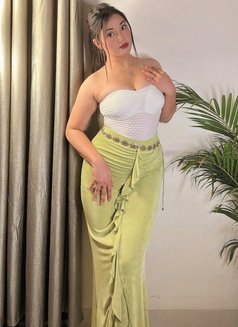 Bhavya - puta in Visakhapatnam Photo 1 of 6