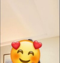 Tiana Arora - adult performer in New Delhi