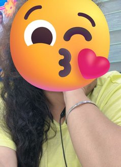 Bhoomika an Independent real meet - escort in New Delhi Photo 1 of 1