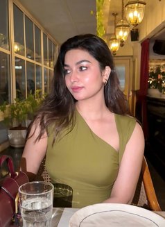Bhumi - escort in Bangalore Photo 3 of 5
