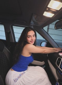 Bhumi - escort in Ahmedabad Photo 1 of 5