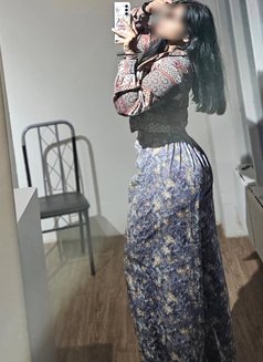 Bhumika Agarwal - puta in Noida Photo 3 of 3