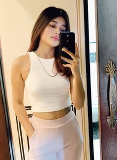 KHUSHI CLASSY GIRL GENUINE SERVICE - puta in Mumbai Photo 1 of 4