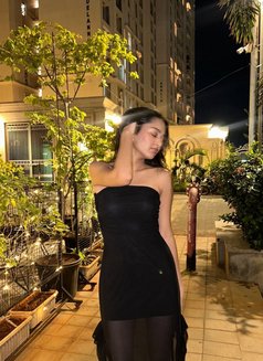 Bhumika - escort in Mumbai Photo 2 of 2
