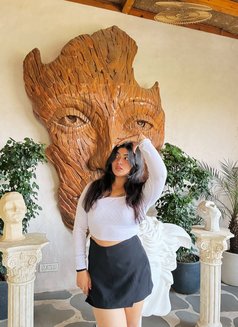 Bhumika - escort in Mumbai Photo 2 of 3